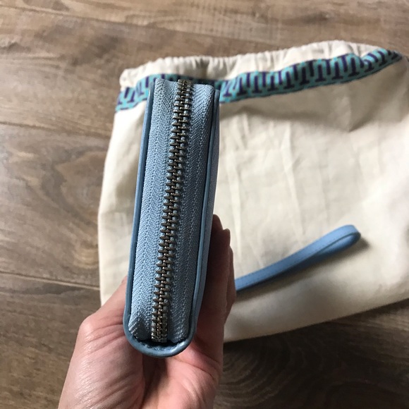 Tory Burch - Picture 4 of 7